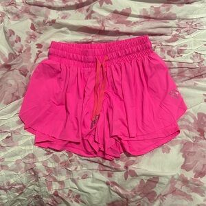 HOT PINK WORKOUT SHORTS!!!!💗💗💗